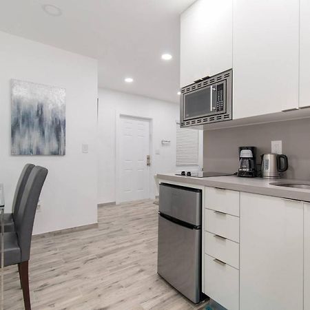 Newly Renovated 1 Bedroom Apt Designer Unit # 3 ดาเนียบีช ภายนอก รูปภาพ