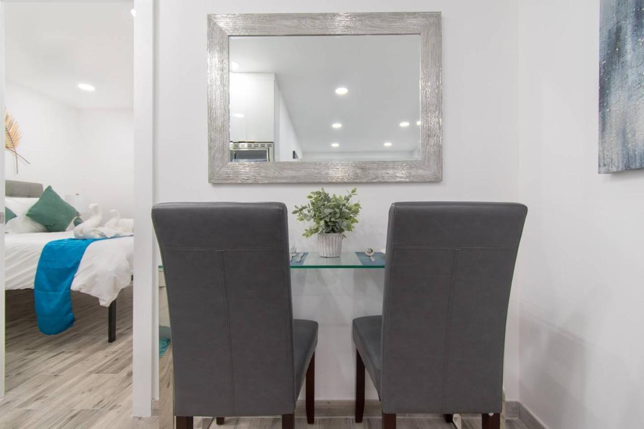 Newly Renovated 1 Bedroom Apt Designer Unit # 3 ดาเนียบีช ภายนอก รูปภาพ